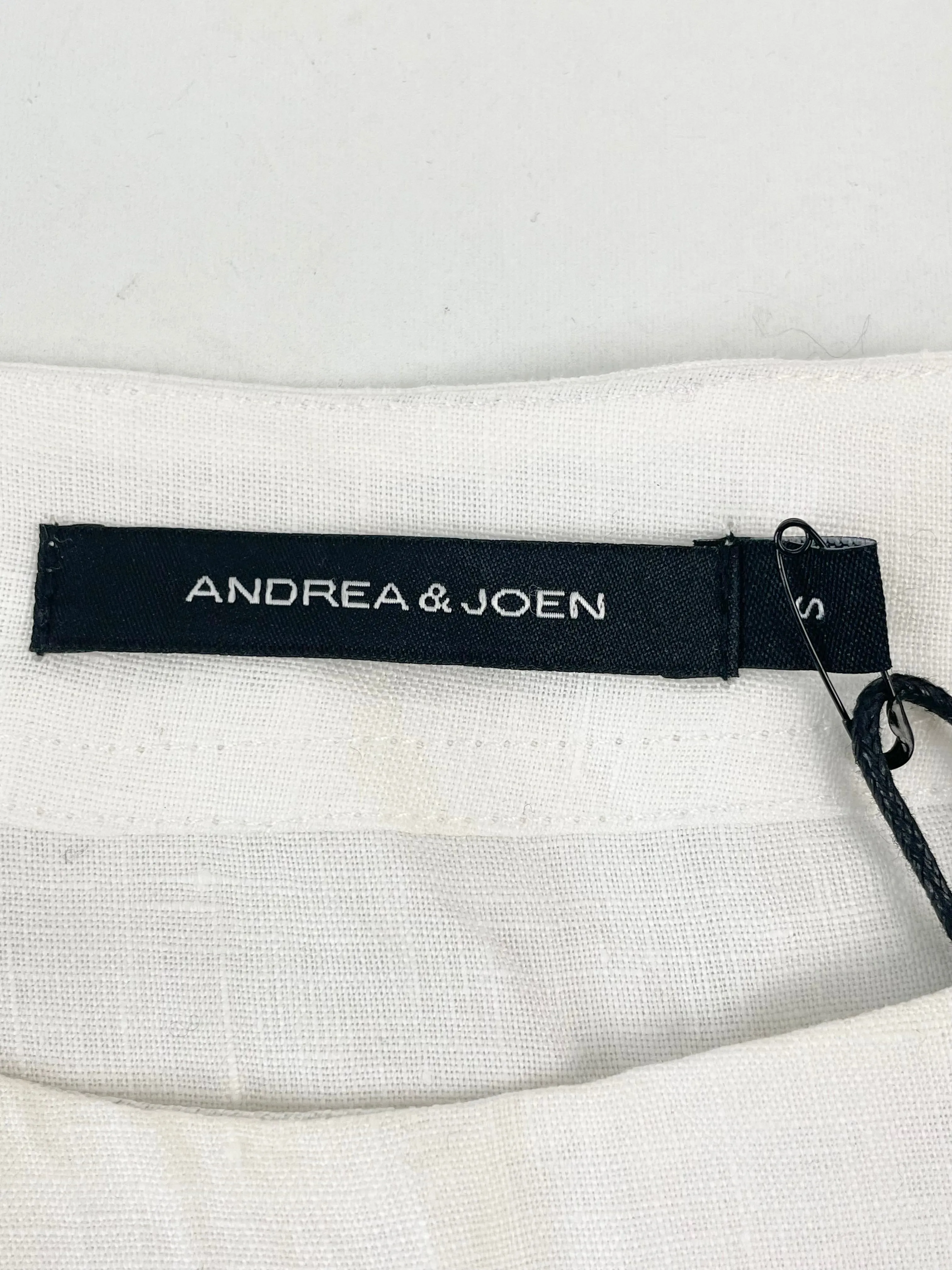 Andrea & Joen French Linen White 'Raven' Crew Neck T-Shirt - S