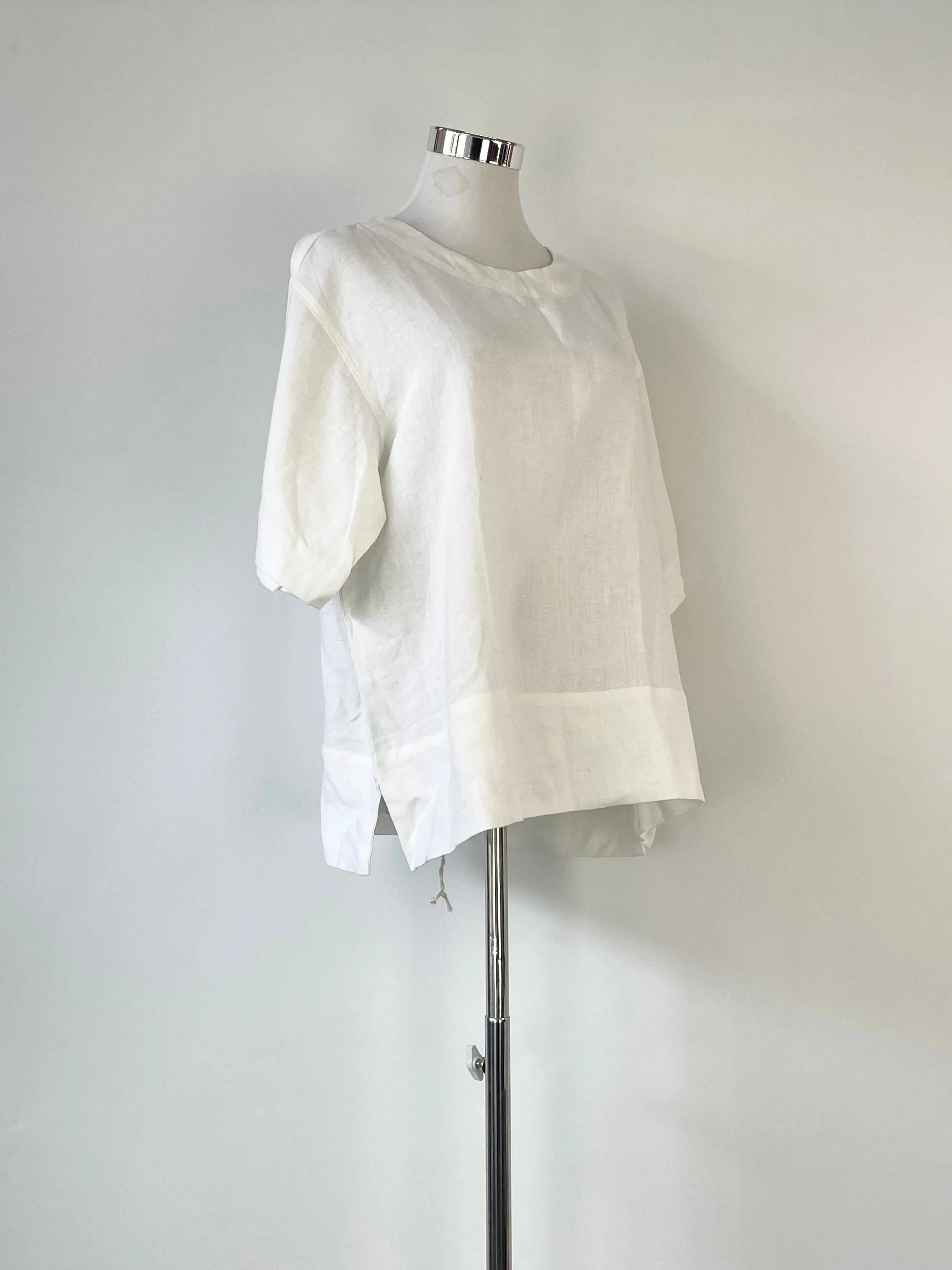 Andrea & Joen French Linen White 'Raven' Crew Neck T-Shirt - S