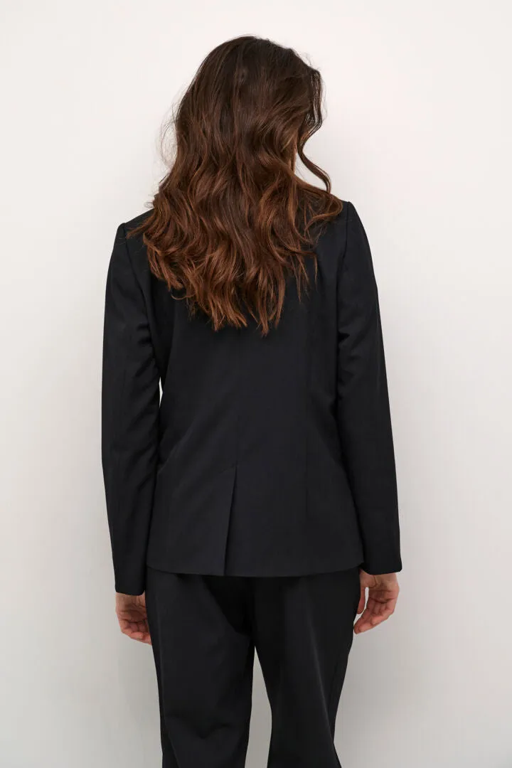 Anie Blazer
