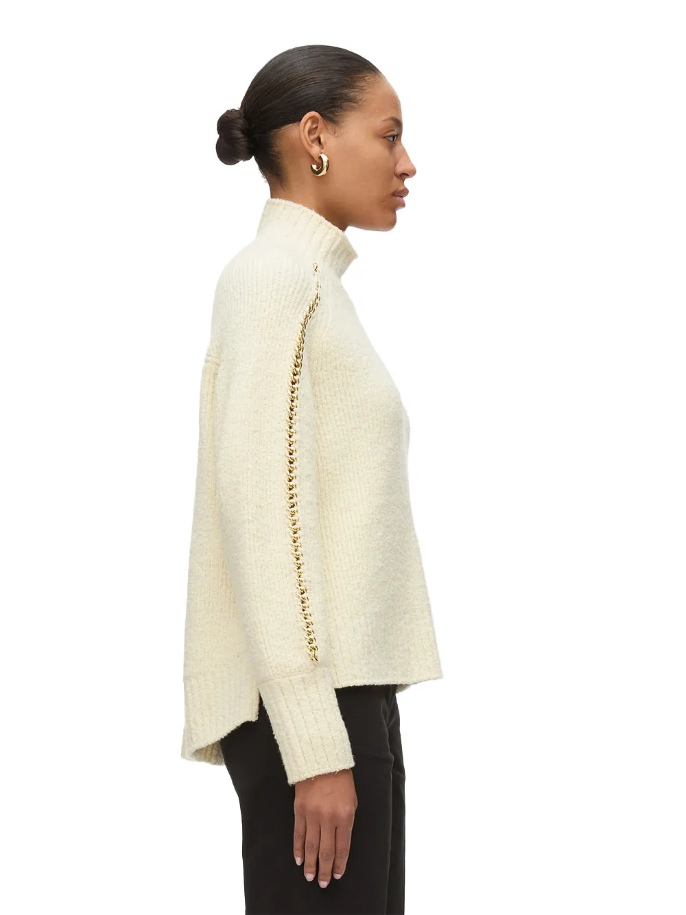 Chainlink Bouclé Turtleneck Pullover (Ivory)