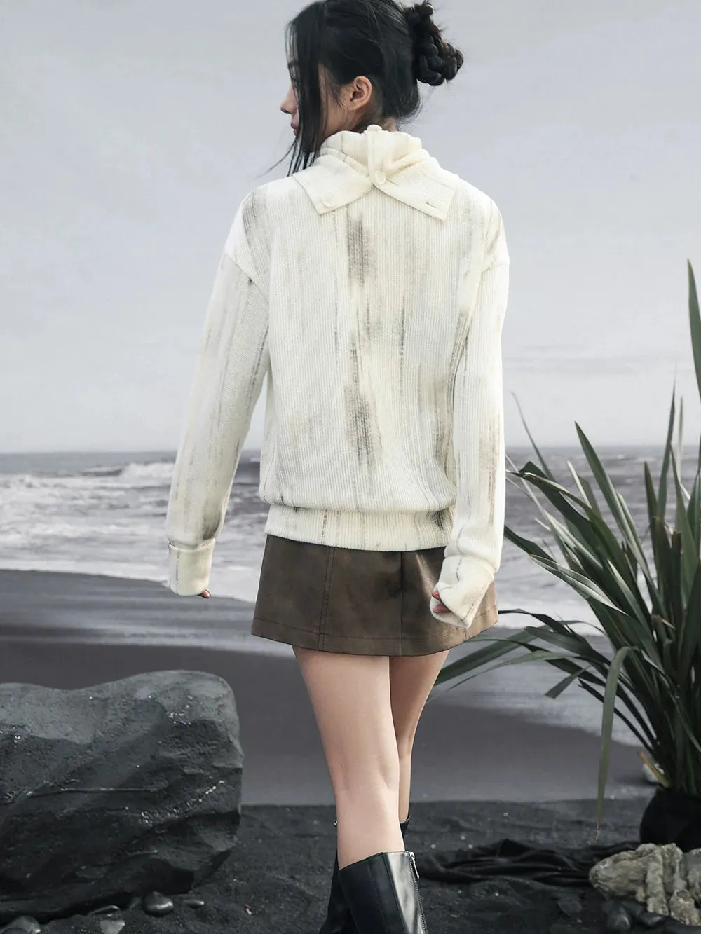 Dark Top Print Turtleneck Marble