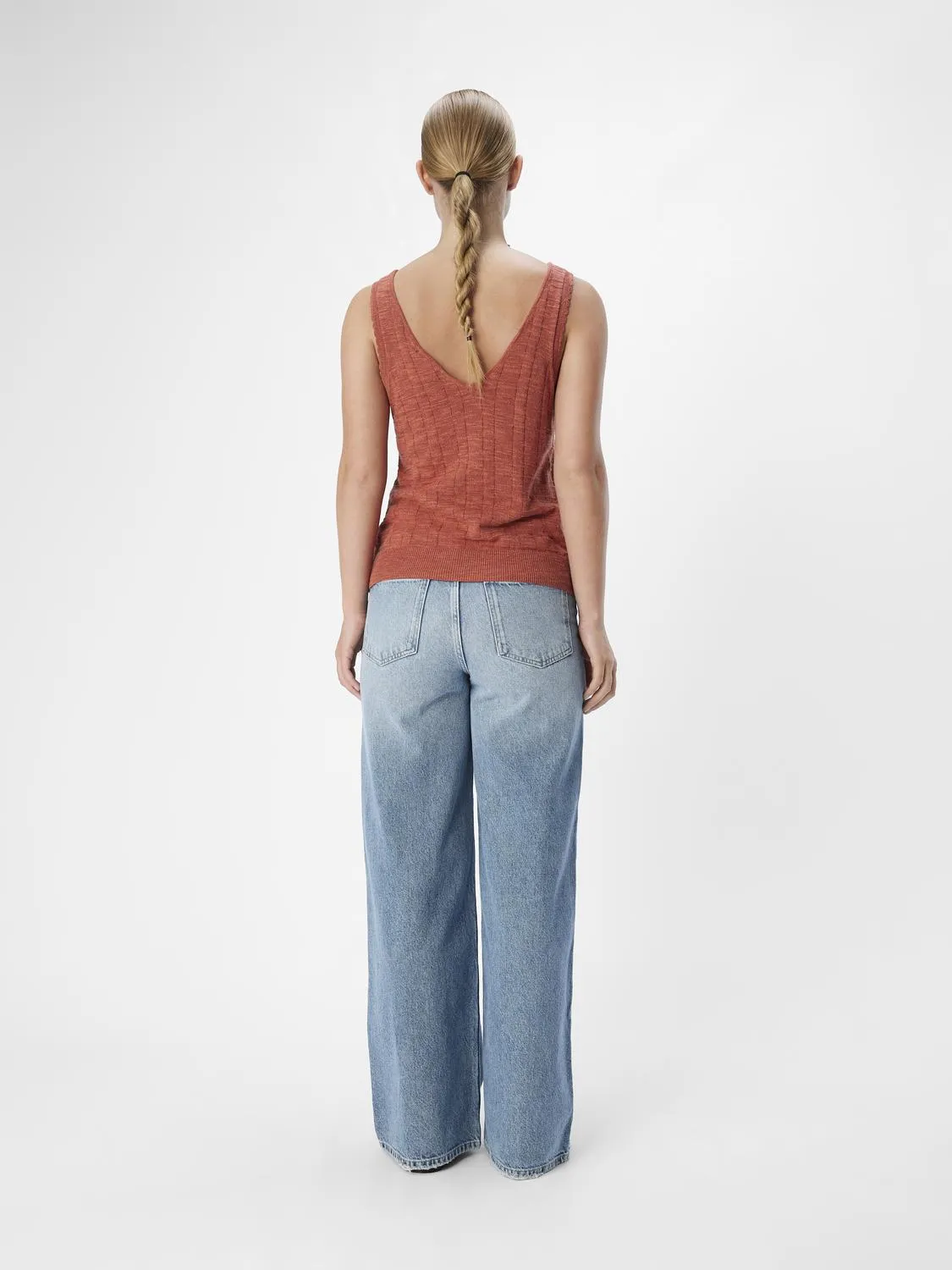 Dimka Sleeveless Knit Top (Redwood)