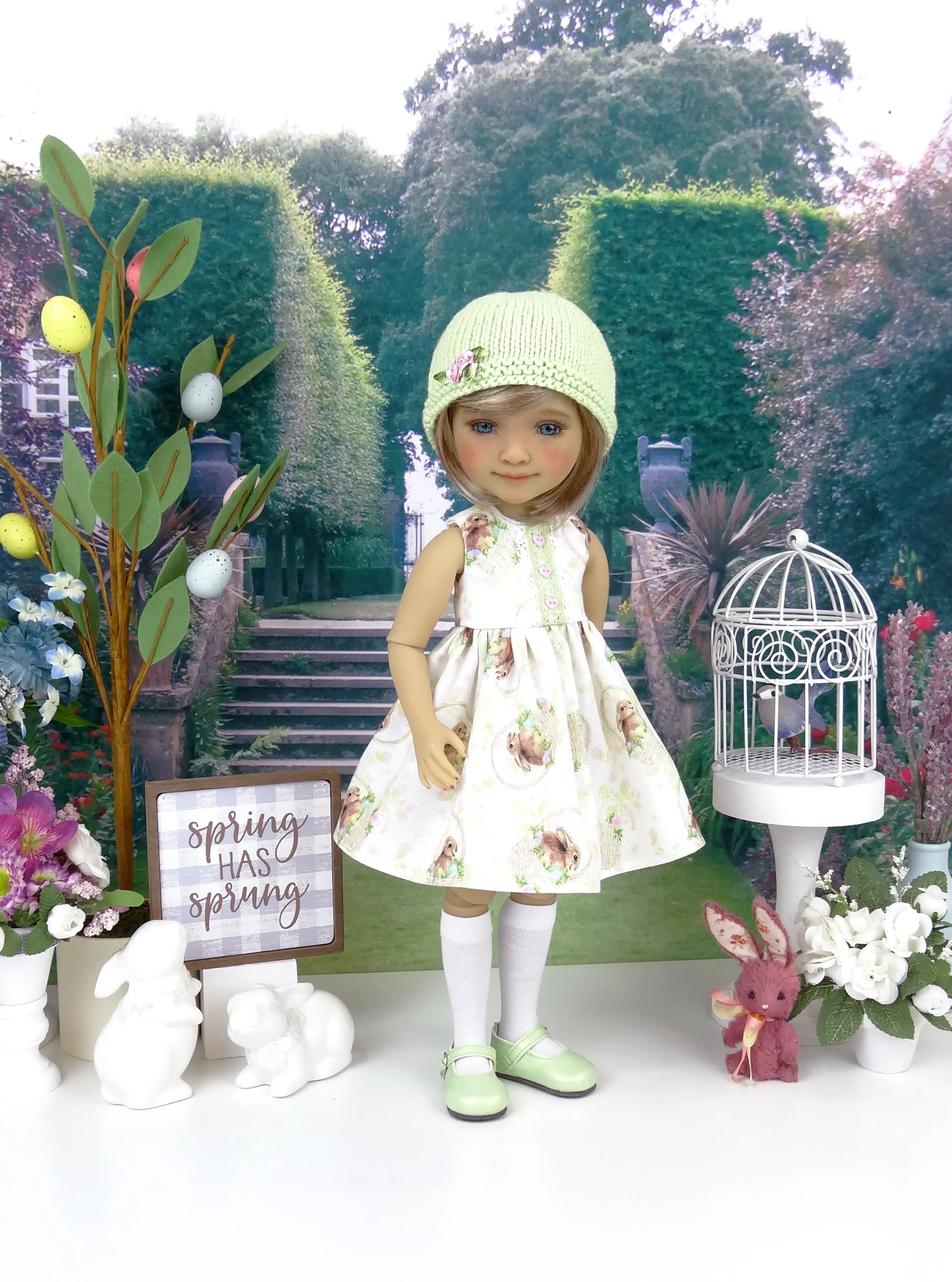Easter Basket - dress and sweater with shoes for Ruby Red Fashion Friends doll