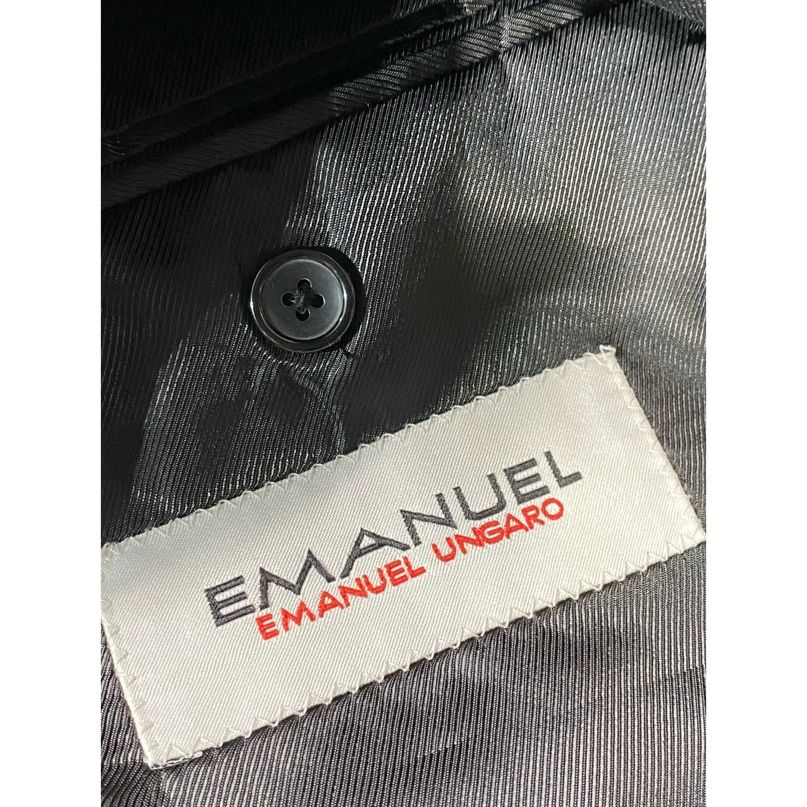 EMANUEL EMANUEL UNGARO Men's Black Solid Two-Button Wool Suit Jacket SZ 48R