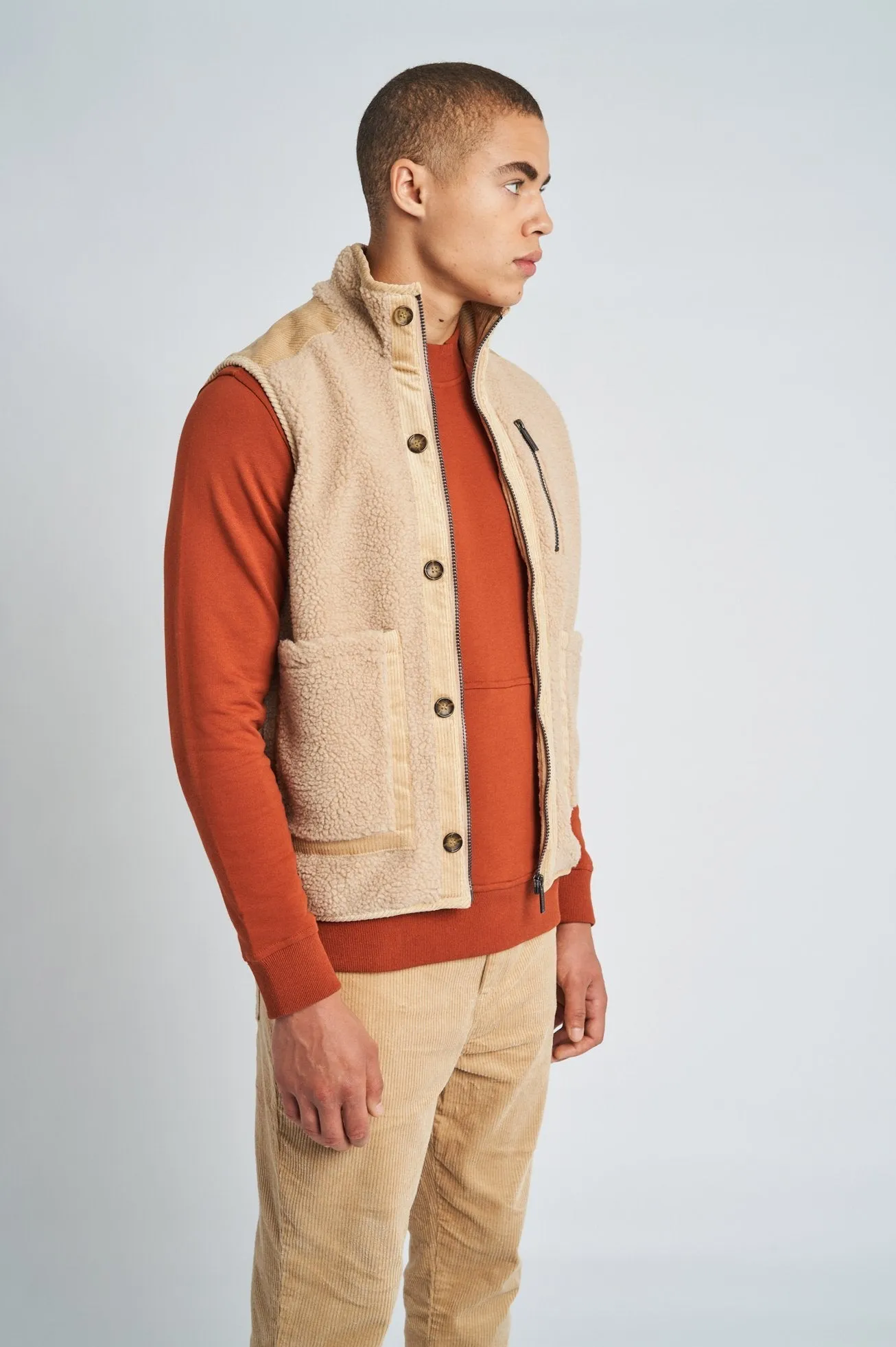 ETHAN SHERPA GILET Native Youth