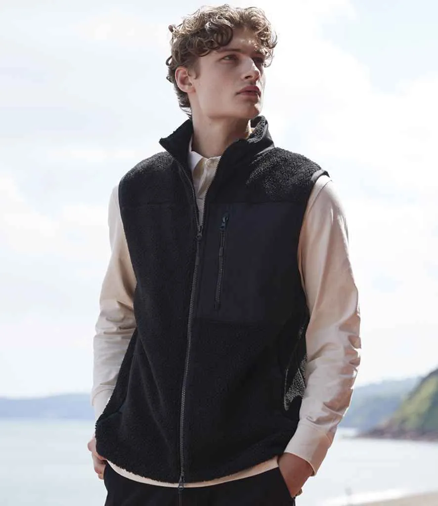 Front Row - Recycled Sherpa Gilet