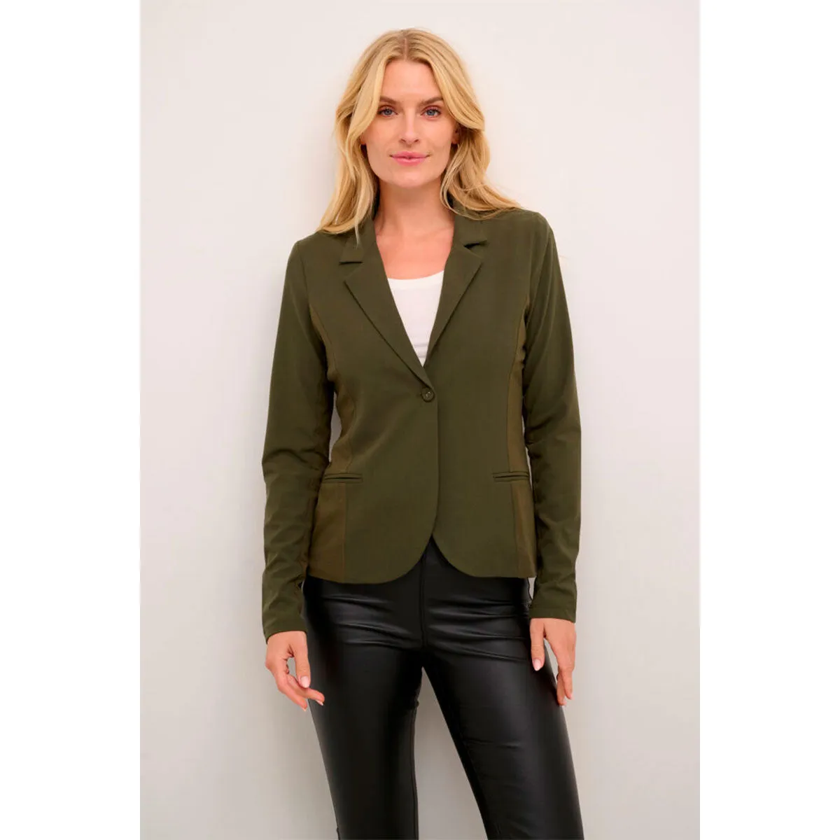 Jillian blazer forest nights