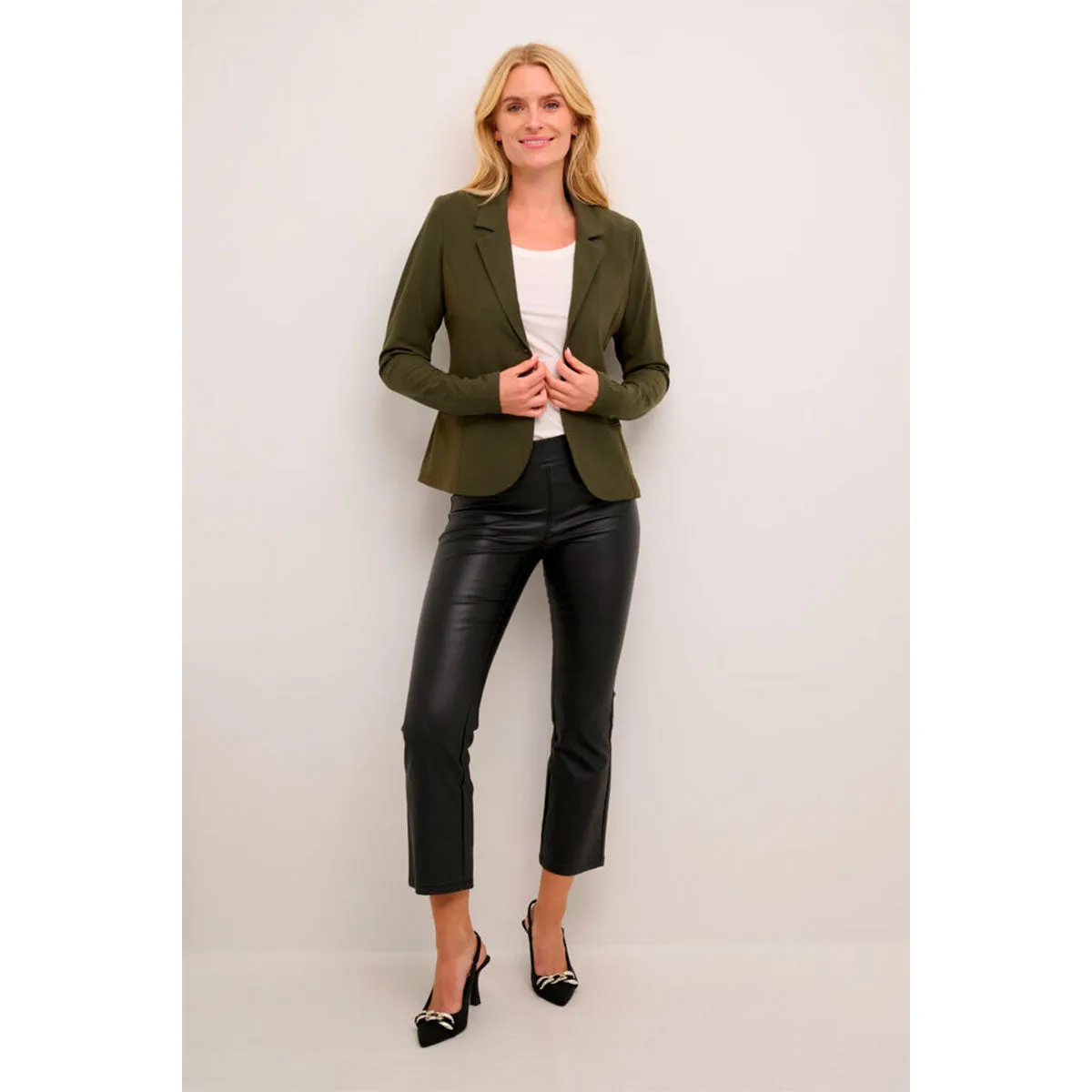 Jillian blazer forest nights