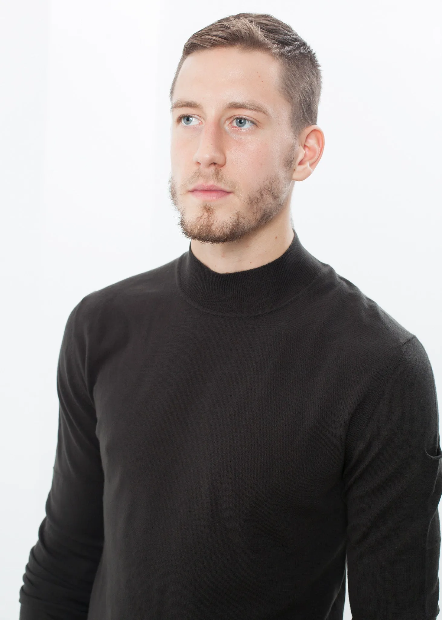 Merino Knit Turtleneck in Cavern - More Choice
