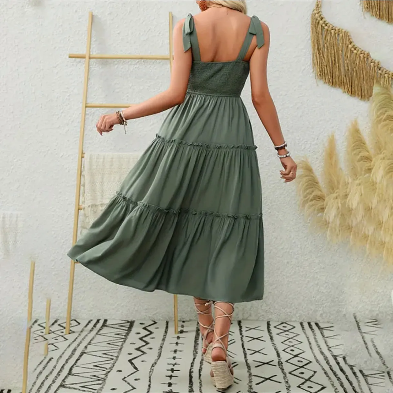 Mia’s Olive Midi