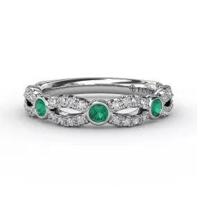 Scalloped Ring with Diamonds and Emeralds