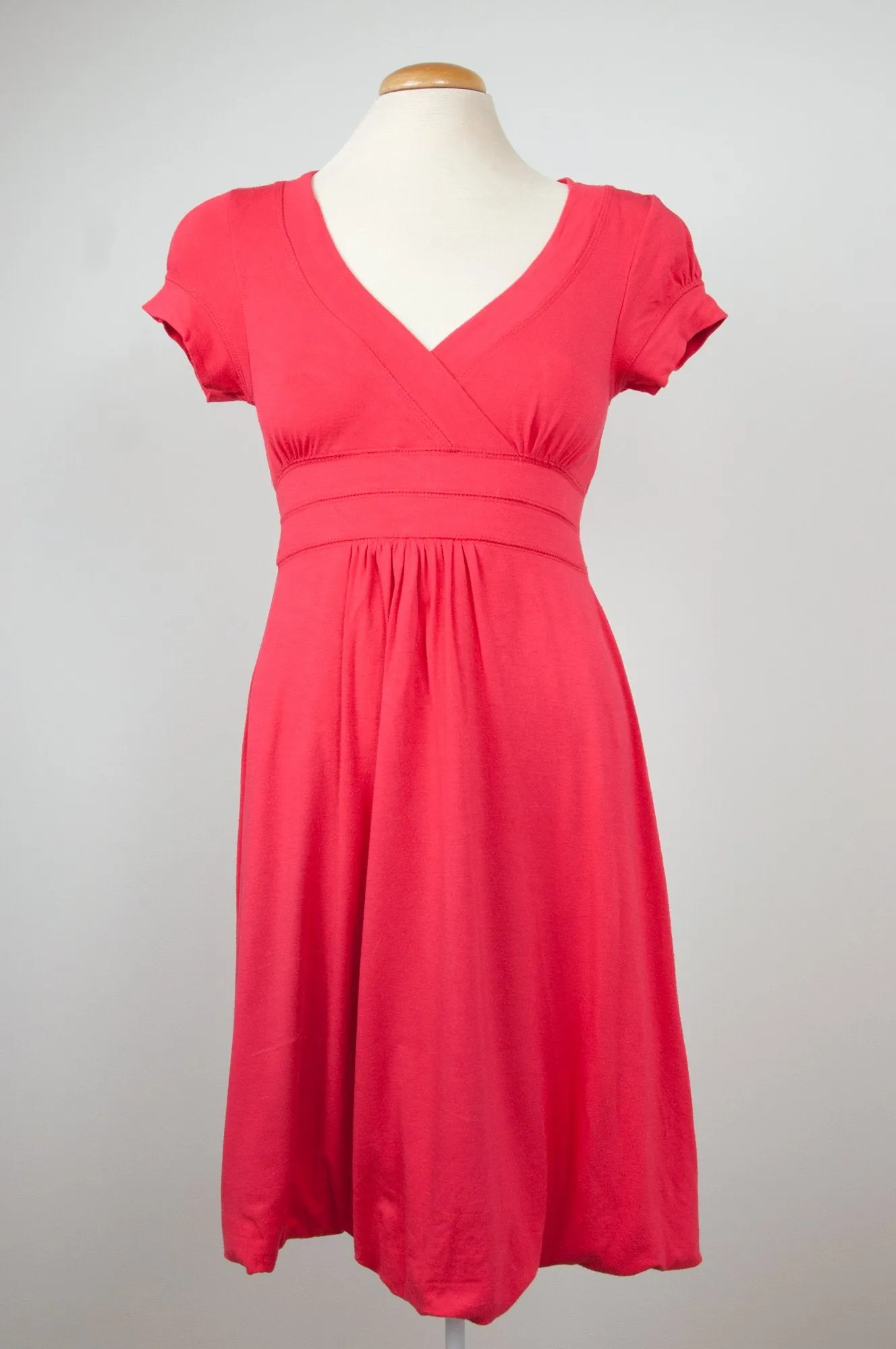 Short sleeve coral stretch dress