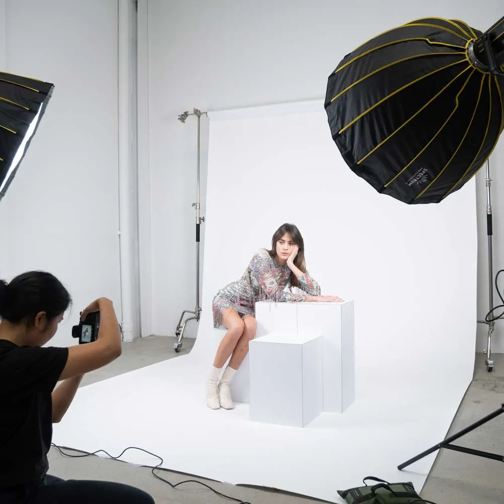 Spectrum Non-Reflective Full Paper Roll Backdrop ( Custom Cut 2.7 X 10m) - Marshmallow White (DEMO STOCK)