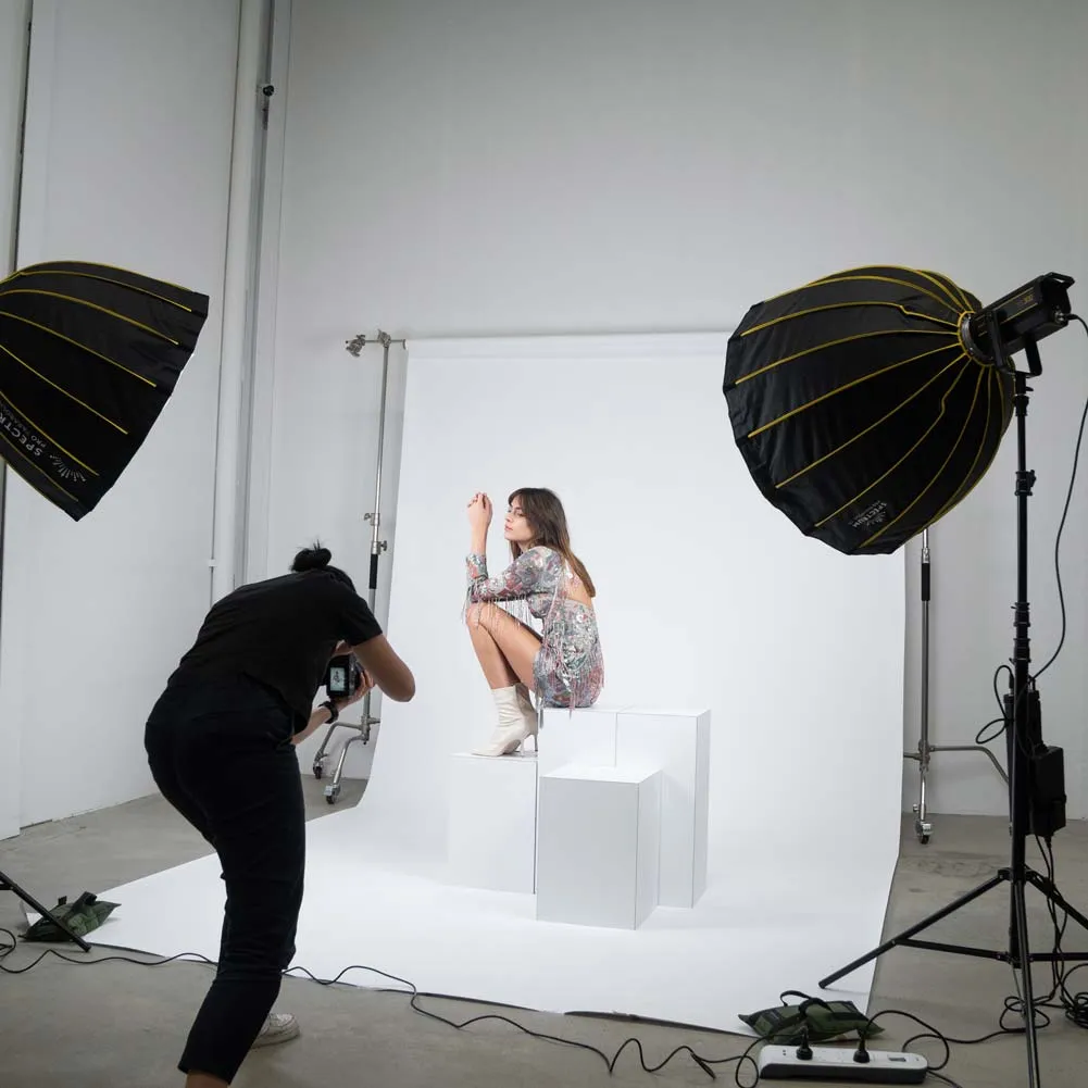 Spectrum Non-Reflective Full Paper Roll Backdrop ( Custom Cut 2.7 X 10m) - Marshmallow White (DEMO STOCK)