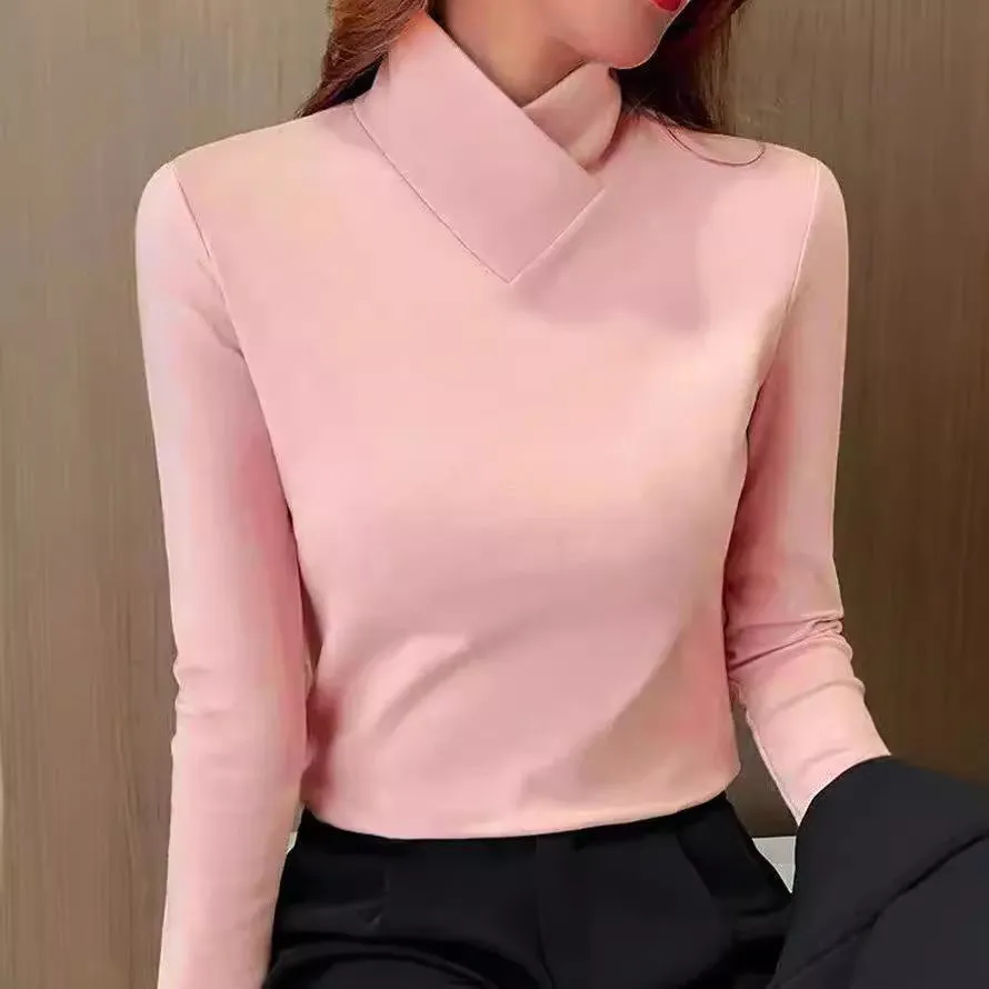 Stacie Elegant turtleneck sweater with high collar.