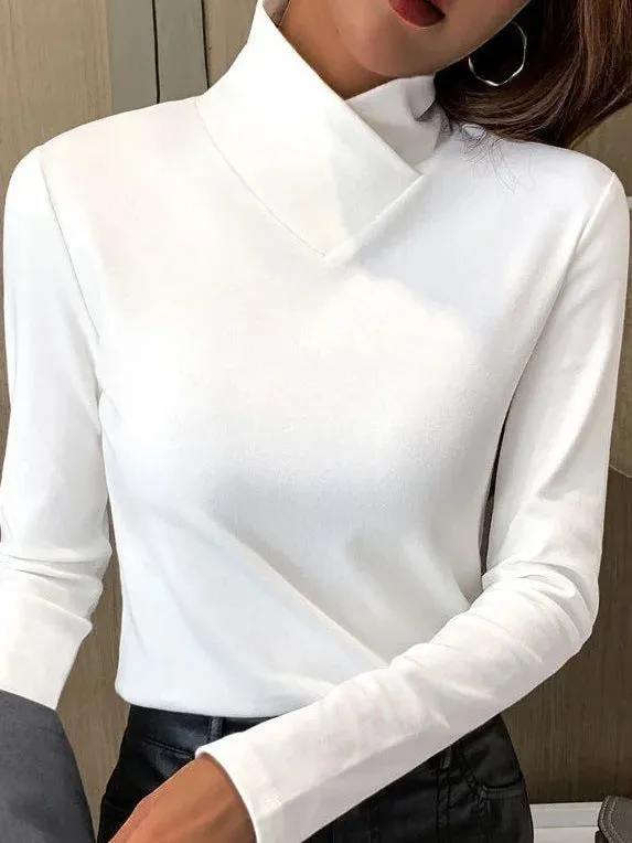 Stacie Elegant turtleneck sweater with high collar.