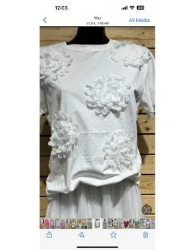 Tee With Flower