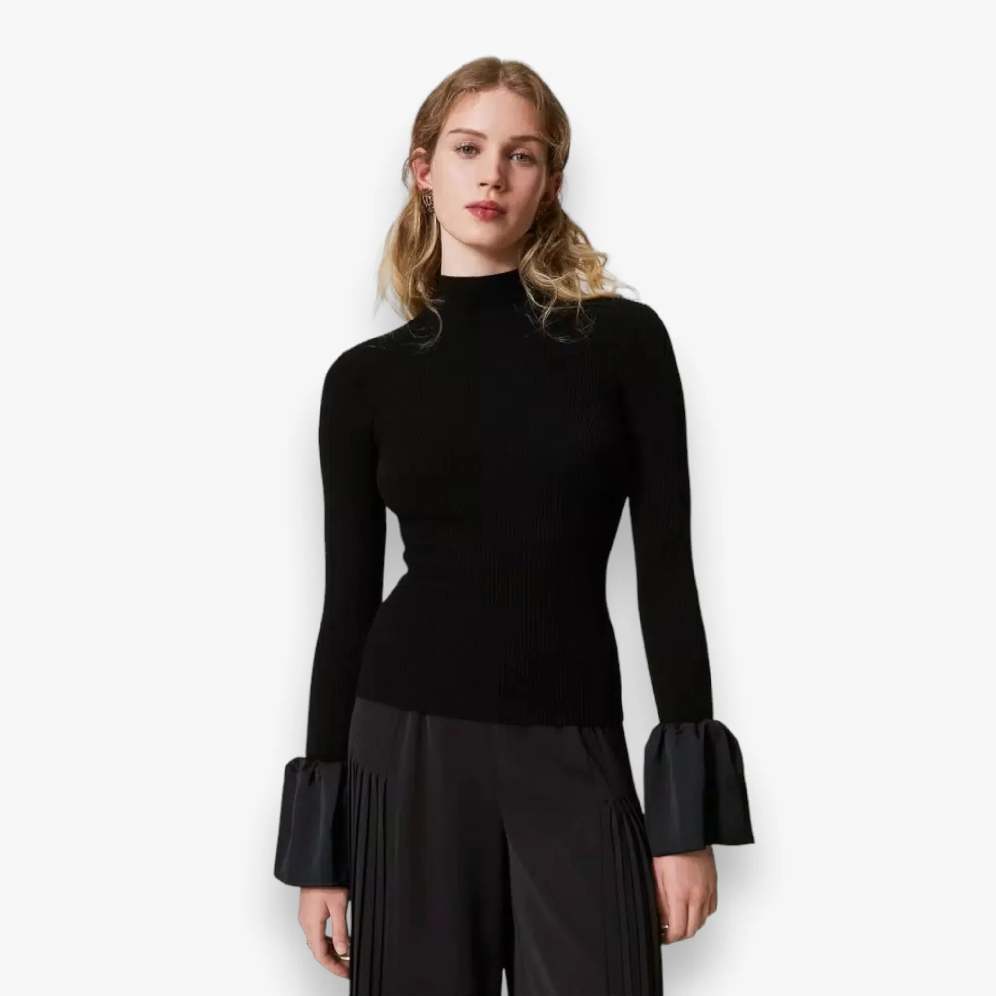 Twinset Milano - Getailleerde trui met satijnen ruches